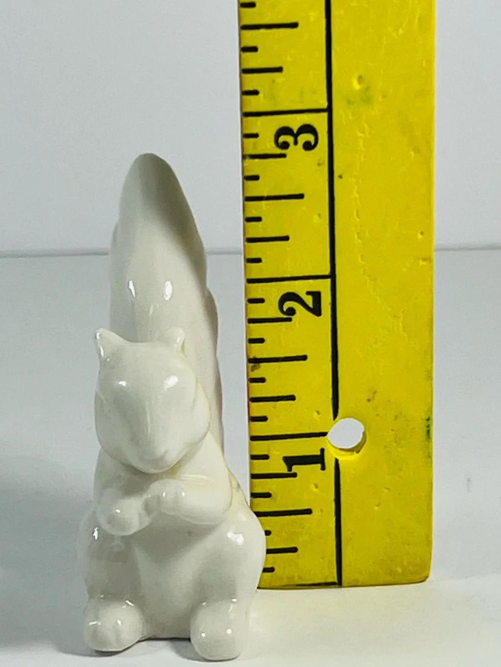 Cream Ceramic Squirrel Figurine for Small Pet Décor
